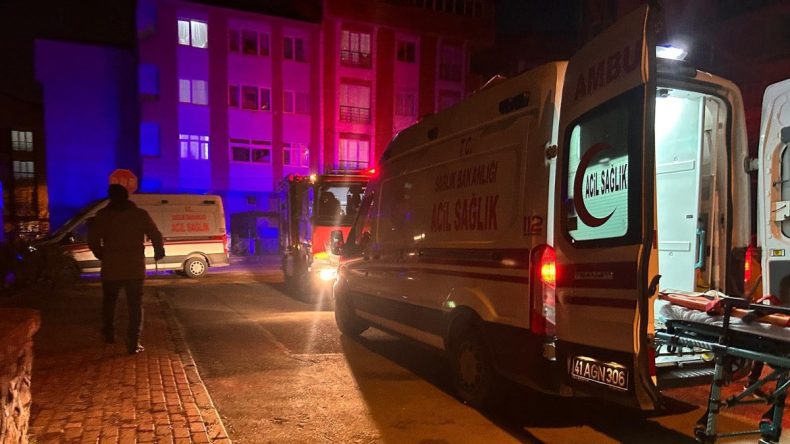 Kocaeli’de inşaat halindeki binanın asansör boşluğuna düşen çocuk yaralandı