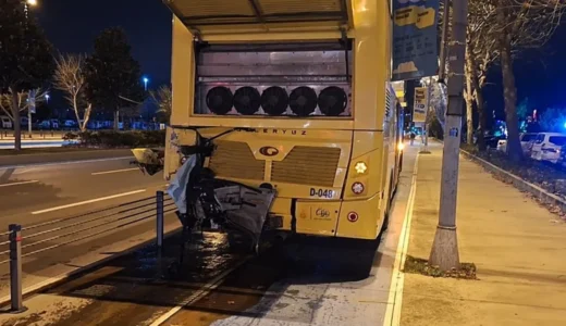 Otomobil, İETT otobüsüne arkadan çarptı: 1 ölü, 1 yaralı!